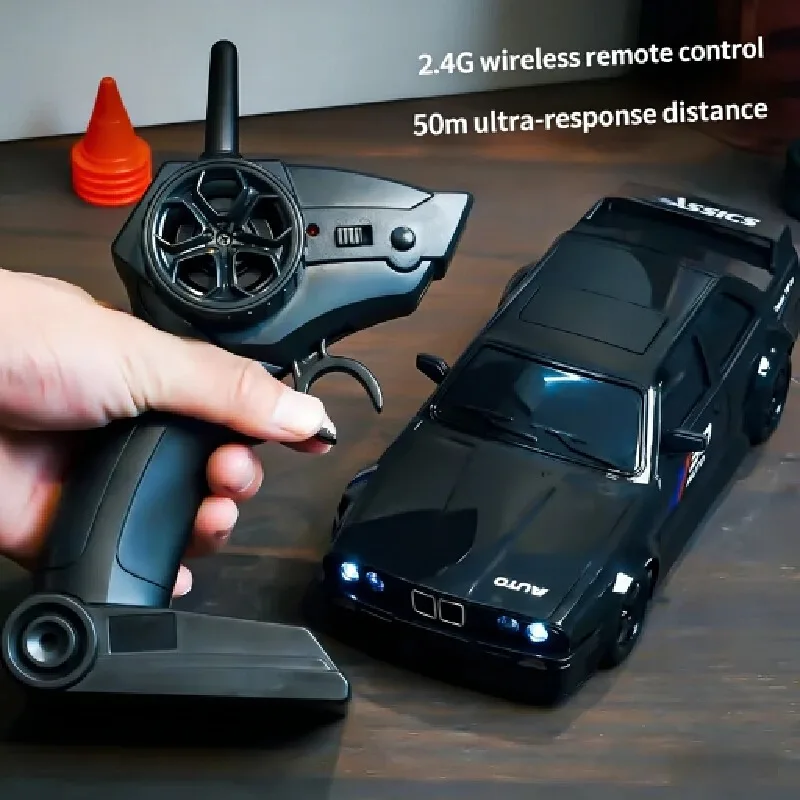 Mobil Drift RC dengan Kontrol  - Rc Hobby Toucan ulasan dan harga